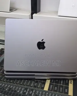 New Laptop Apple MacBook Pro 2021 M1 32GB Apple M1 Pro SSD 512GB