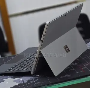 New Laptop Microsoft Surface Pro 7 16GB Intel Core i5 SSD 256GB