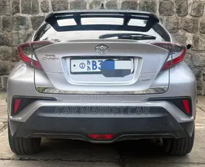 Toyota C-HR 2017 Silver