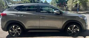 Hyundai Tucson Sport FWD 2020 Gray