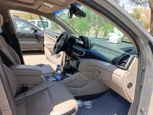 Hyundai Tucson Sport FWD 2020 Gray