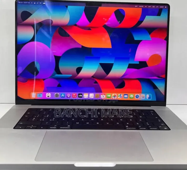 New Laptop Apple MacBook Pro 2021 M1 16GB Apple M1 Pro SSD 1T