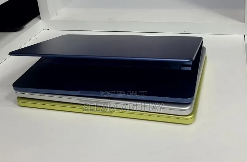 New Laptop Lenovo Yoga Slim 7 32GB Intel Core Ultra 7 SSD 1T