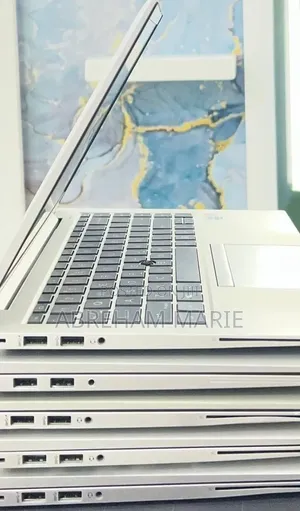 New Laptop HP EliteBook 840 G8 16GB Intel Core i7 SSD 512GB