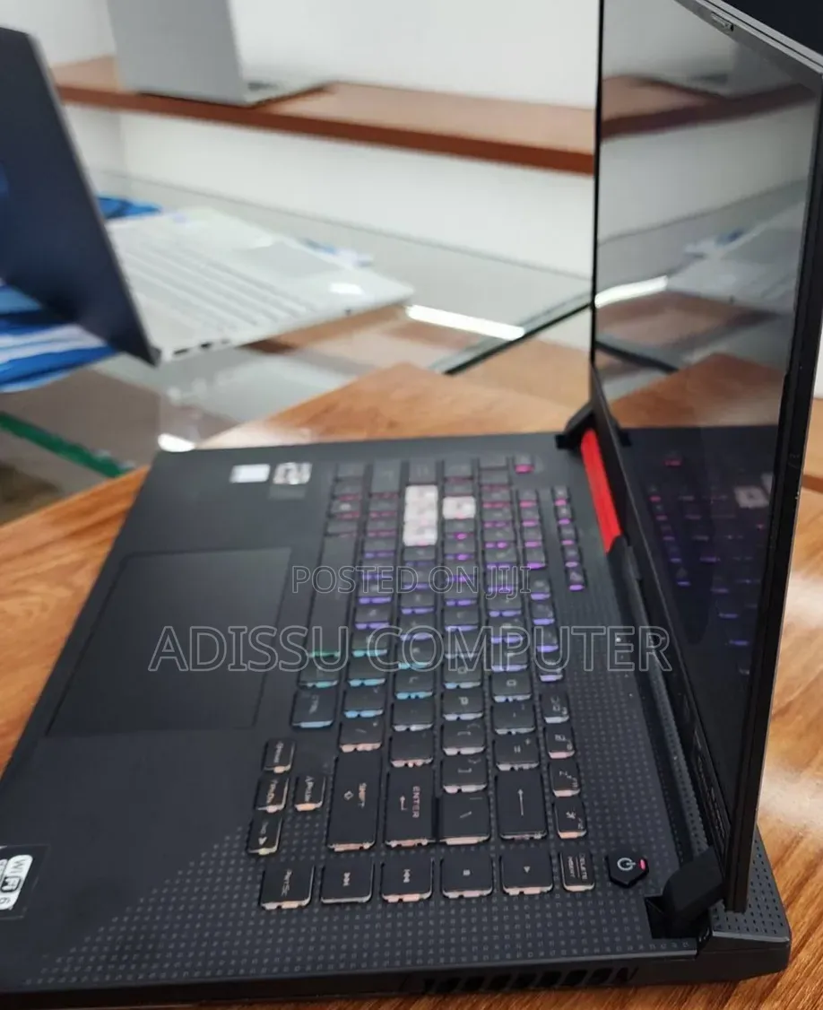 New Laptop Asus ROG Strix G15 16GB AMD Ryzen 9 SSD 512GB