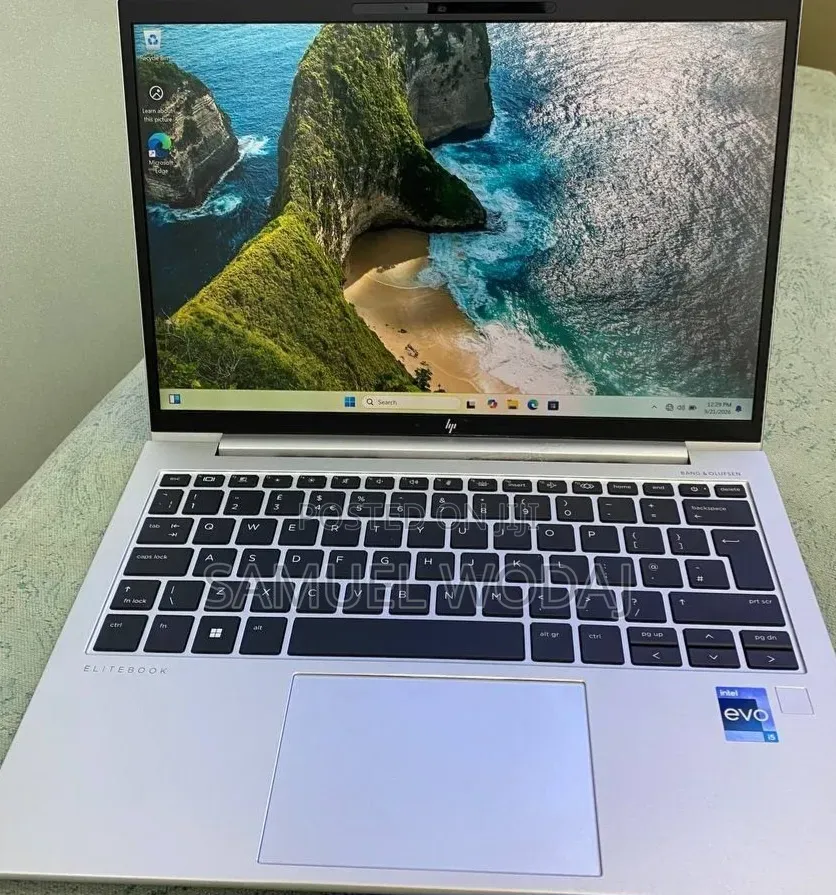 New Laptop HP 14-dq1025cl 16GB Intel Core i5 SSD 512GB