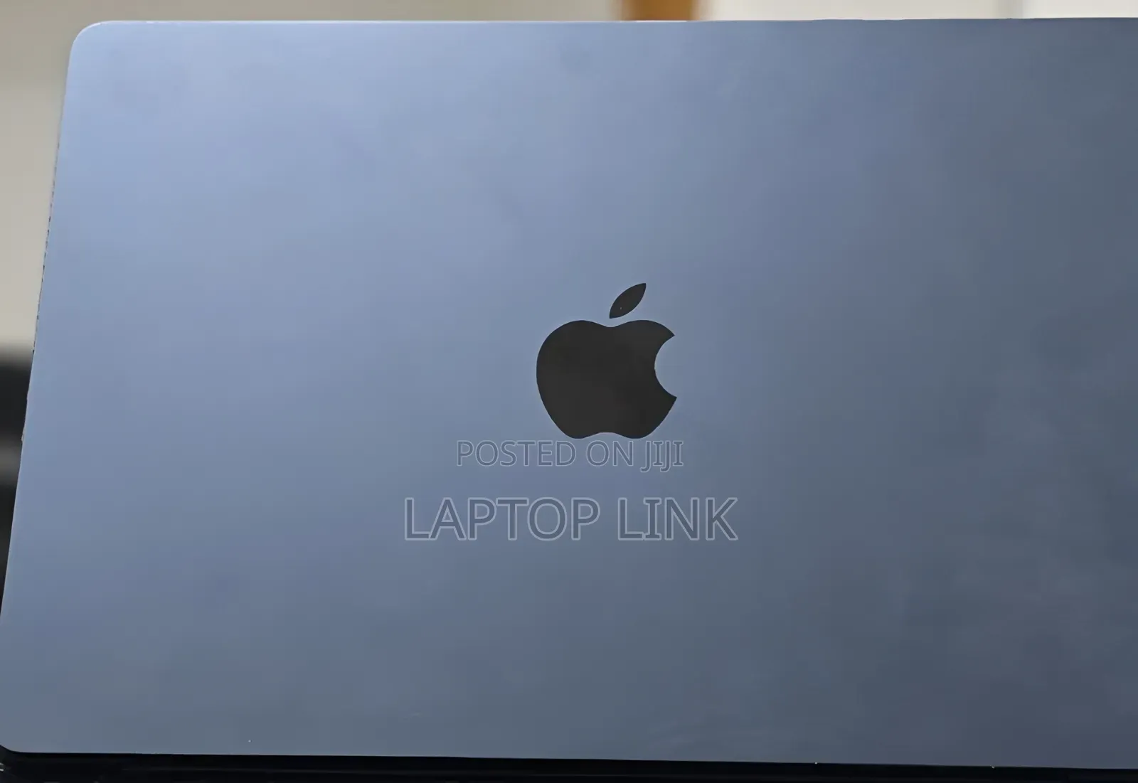 New Laptop Apple MacBook Air 2025 M4 16GB Apple M4 SSD 256GB