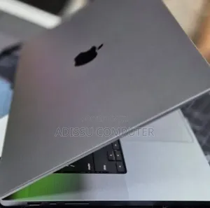 New Laptop Apple MacBook Pro 2021 M1 32GB Apple M1 Pro SSD 512GB