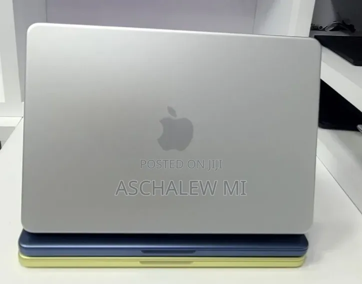New Laptop Apple MacBook Neo 2026 8GB Intel Pentium SSD 256GB