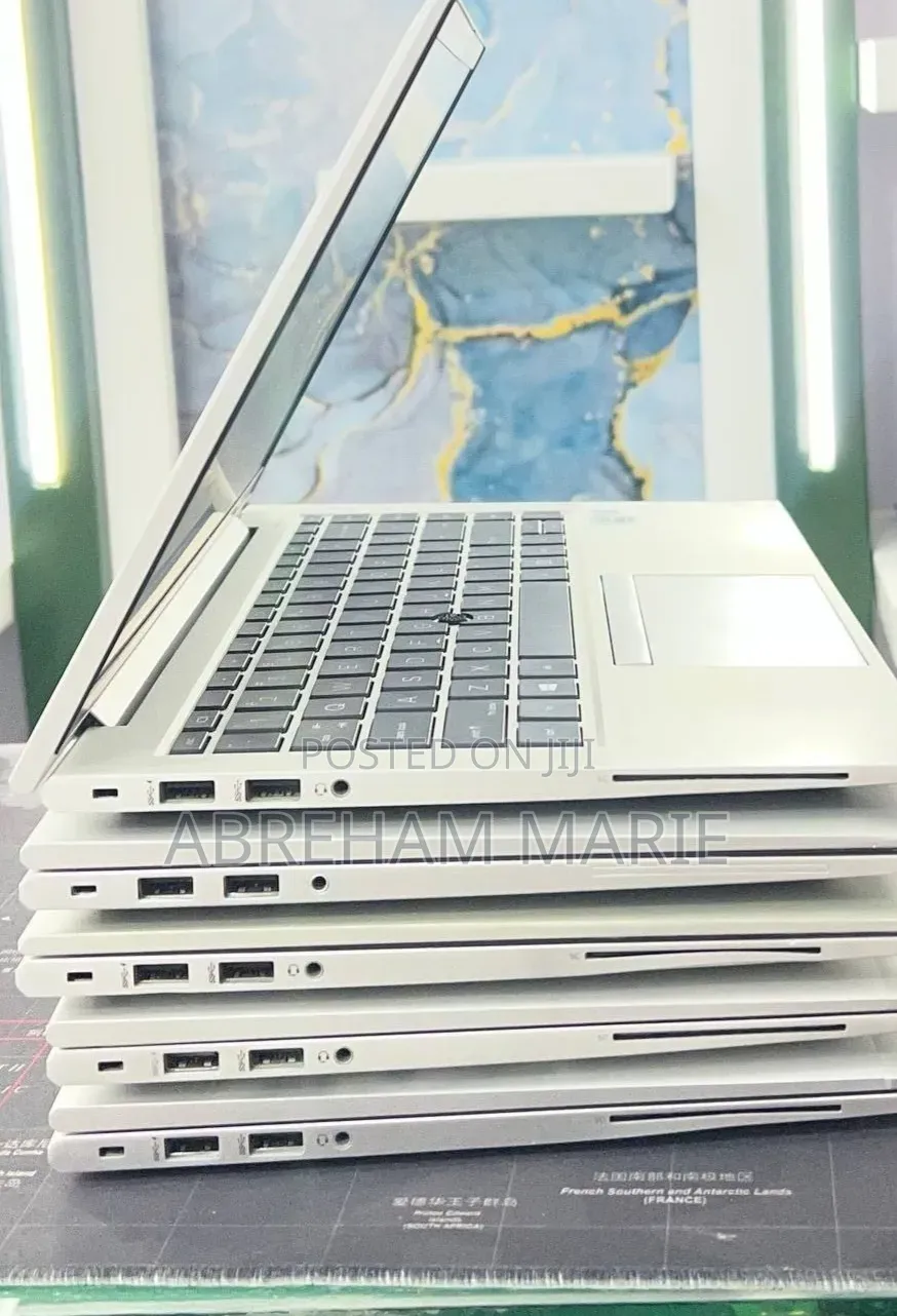 New Laptop HP EliteBook 840 G8 16GB Intel Core i7 SSD 512GB
