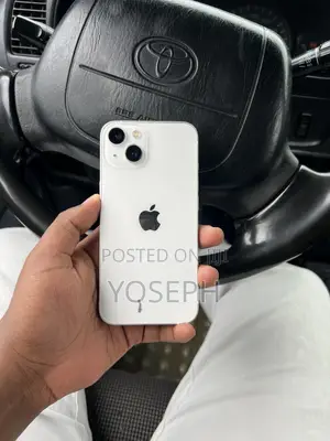Apple iPhone 13 128 GB