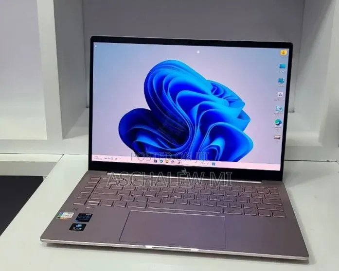 New Laptop HP Pavilion 14 16GB Intel Core i7 SSD 1T