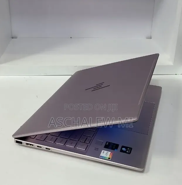 New Laptop HP Pavilion 14 16GB Intel Core i7 SSD 1T