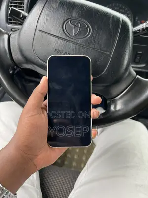 Apple iPhone 13 128 GB