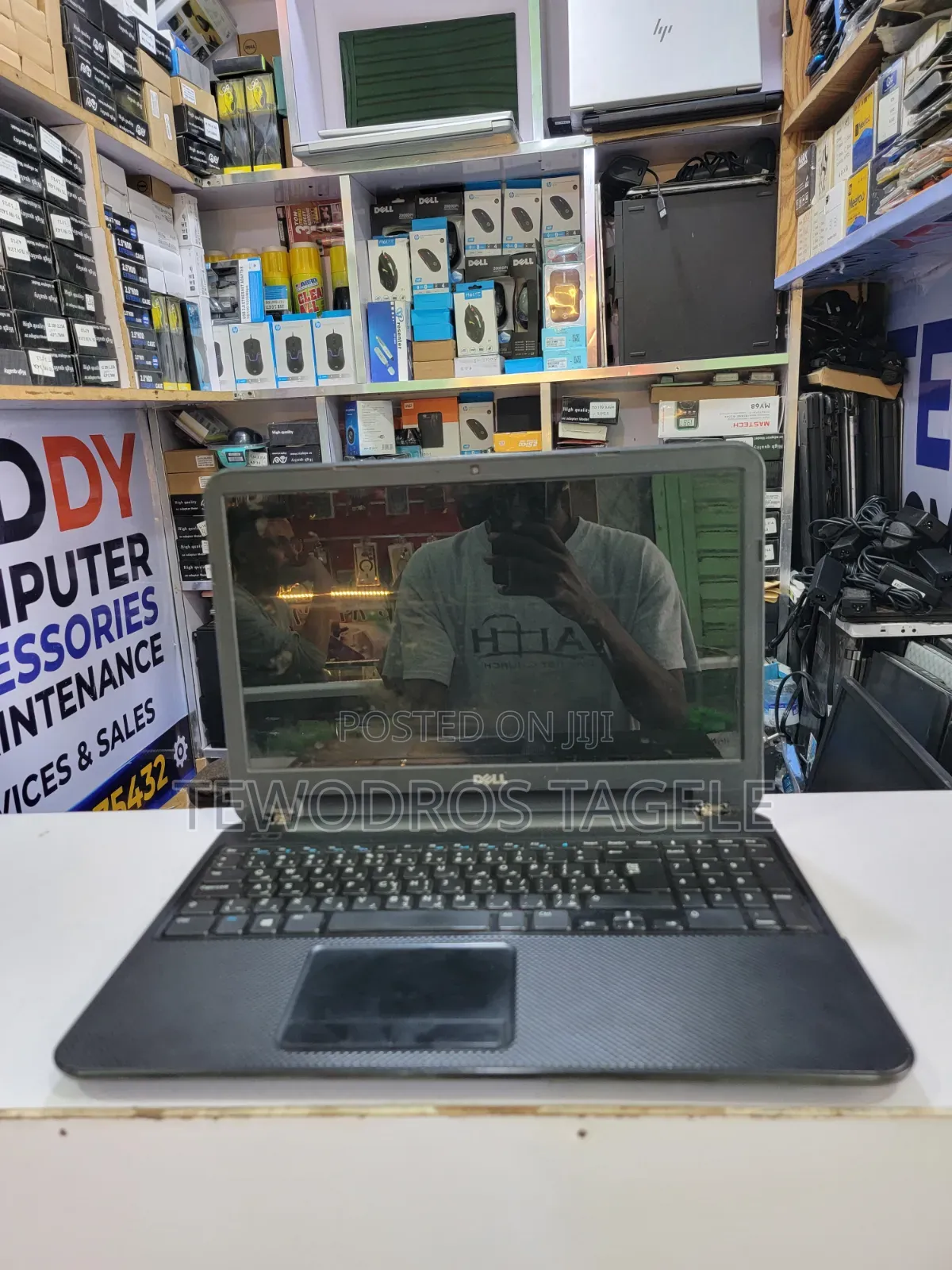 Laptop Dell Vostro DVCI316 4GB Intel Core i3 HDD 500GB