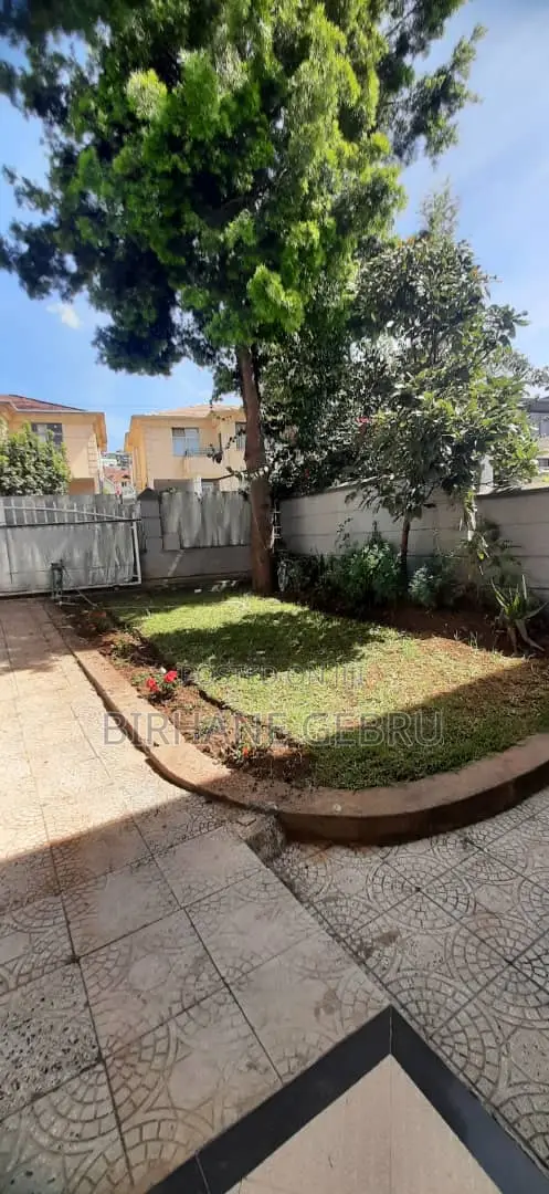5bdrm House in G+1, Bole for rent