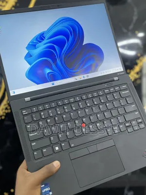 New Laptop Lenovo ThinkPad X1 Carbon Gen11 16GB Intel Core i7 SSD 512GB