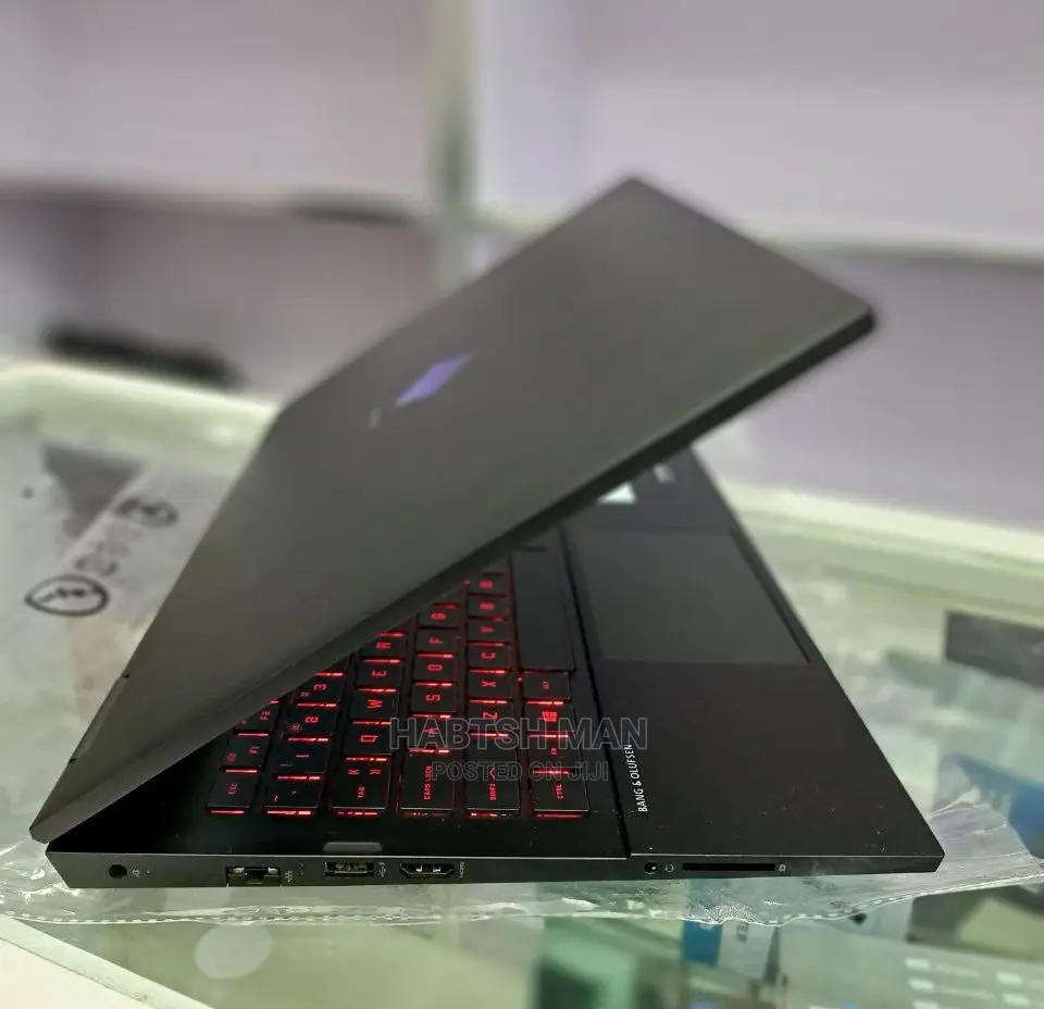 New Laptop HP Omen 15 16GB Intel Core I7 SSD 512GB