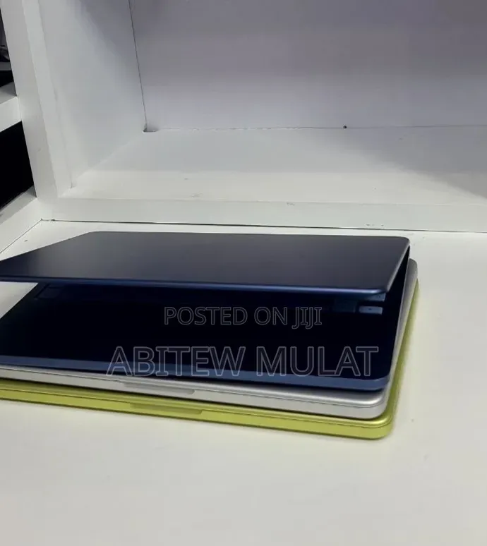 New Laptop Apple MacBook Neo 2026 8GB SSD 512GB