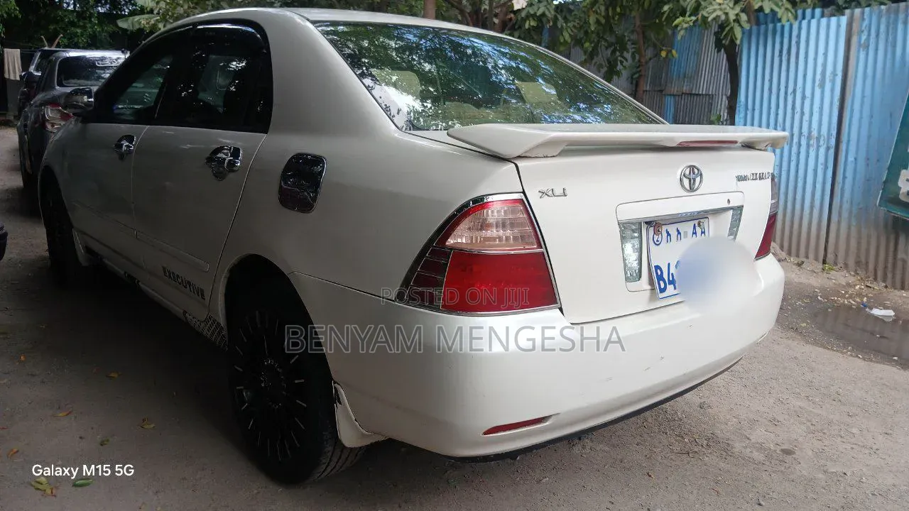 Toyota Corolla 2007 White