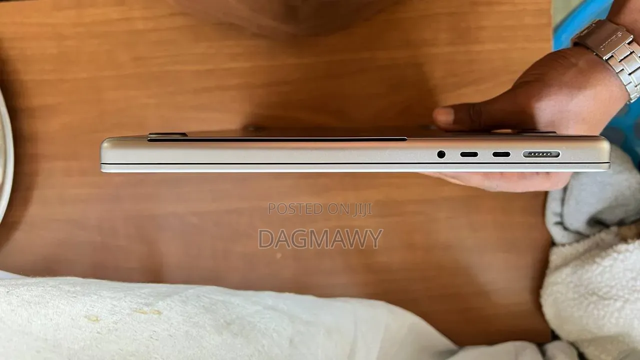 Laptop Apple MacBook Pro 2021 M1 Max 32GB Apple M1 Max SSD 1T