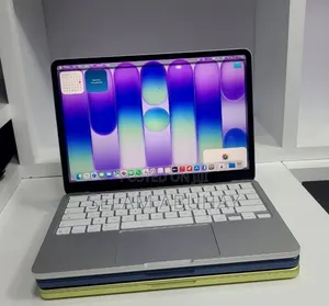 New Laptop Apple MacBook 8GB Apple M5 SSD 256GB