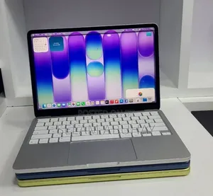 New Laptop Apple MacBook 8GB Apple M5 SSD 256GB