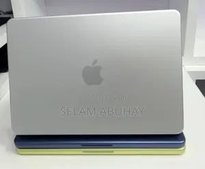 New Laptop Apple MacBook 8GB Apple M5 SSD 256GB