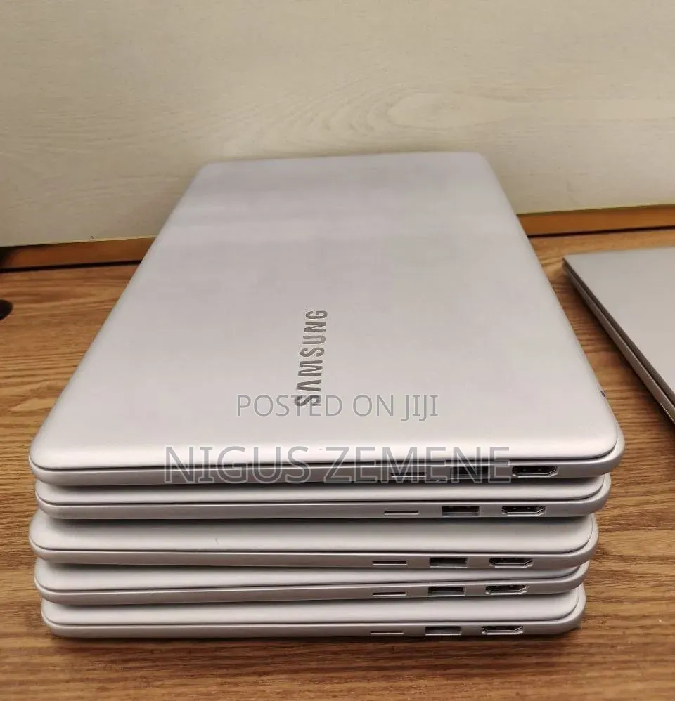 New Laptop Samsung Galaxy Book 2 8GB Intel Core i7 SSD 256GB