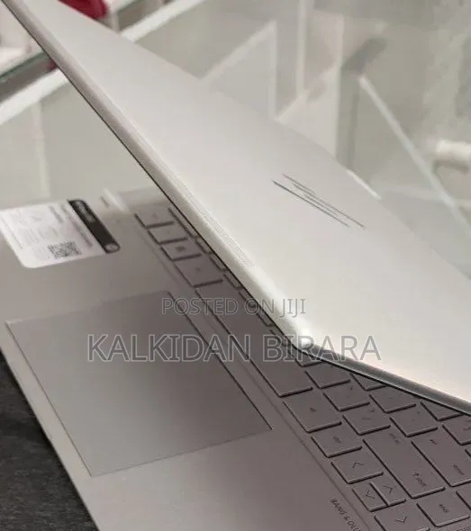 New Laptop HP Envy 13 16GB Intel Core i5 SSD 512GB