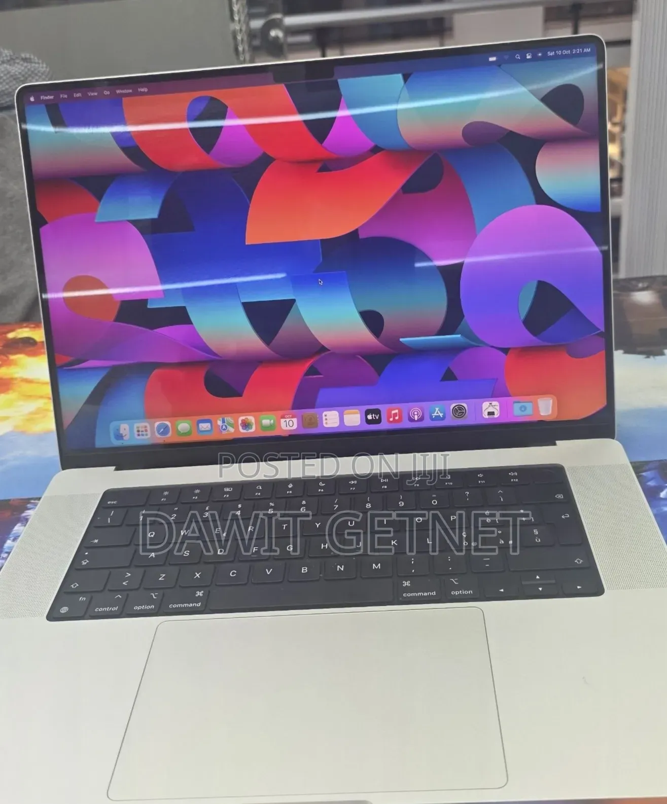 New Laptop Apple MacBook Pro 2021 M1 16GB Apple M1 SSD 1T