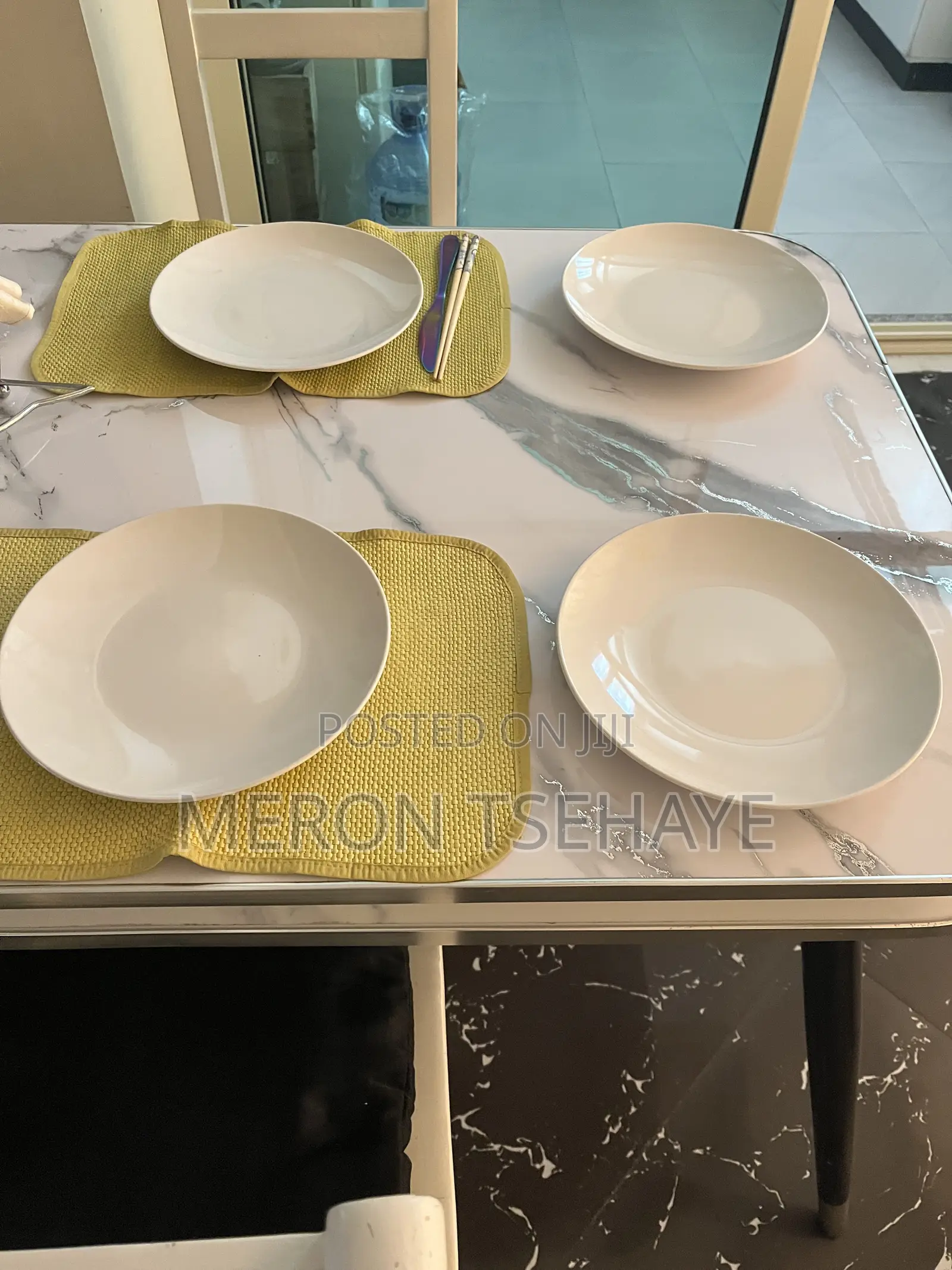 IKEA 4 PCS White Plates /24cm