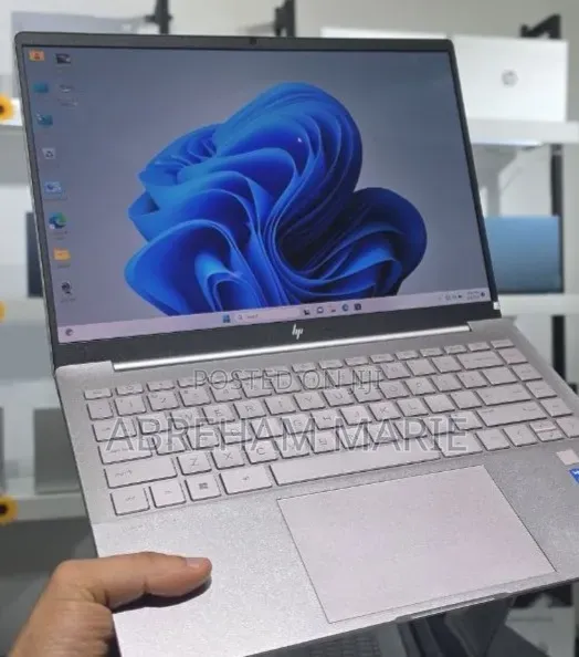 New Laptop HP Pavilion 14 16GB Intel Core i7 SSD 1T