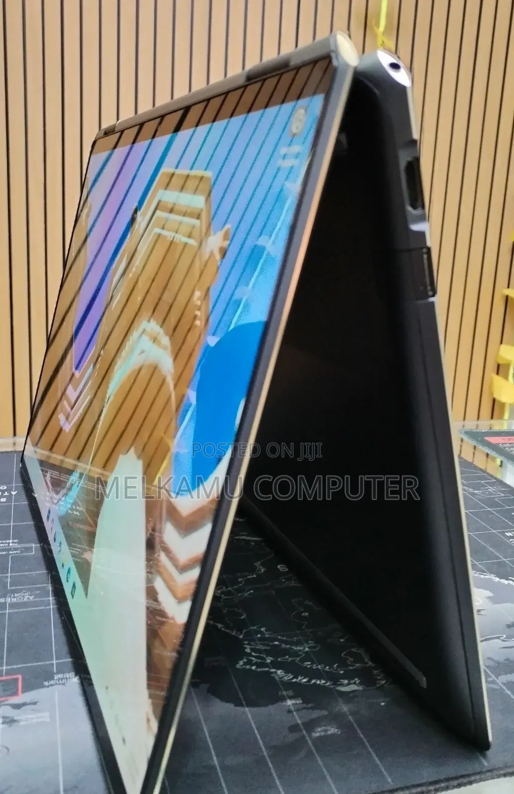 New Laptop HP Spectre X360 16GB Intel Core i7 SSD 512GB