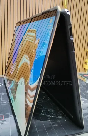New Laptop HP Spectre X360 16GB Intel Core i7 SSD 512GB