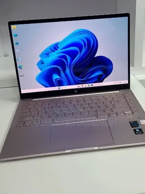 New Laptop HP Pavilion 14 16GB Intel Core i7 SSD 1T