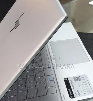 New Laptop HP Envy x360 8GB Intel Core i5 SSD 512GB