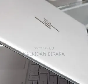 New Laptop HP Envy x360 8GB Intel Core i5 SSD 512GB