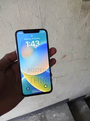 Apple iPhone X 64 GB White