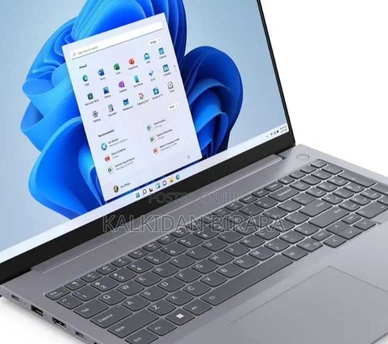 New Laptop Lenovo ThinkPad Yoga 32GB Intel Core i7 SSD 512GB