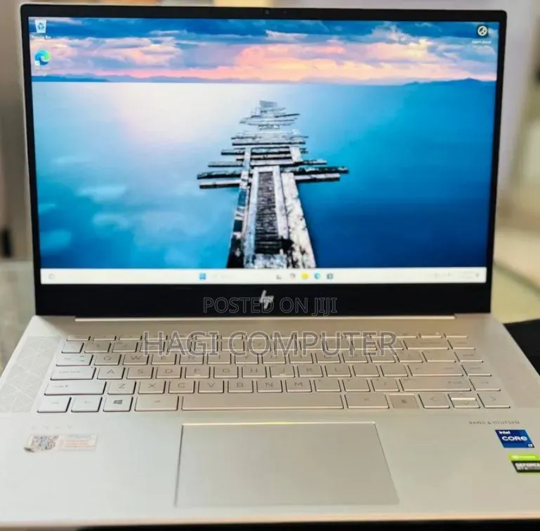 New Laptop HP Envy 15 16GB Intel Core i7 SSD 512GB