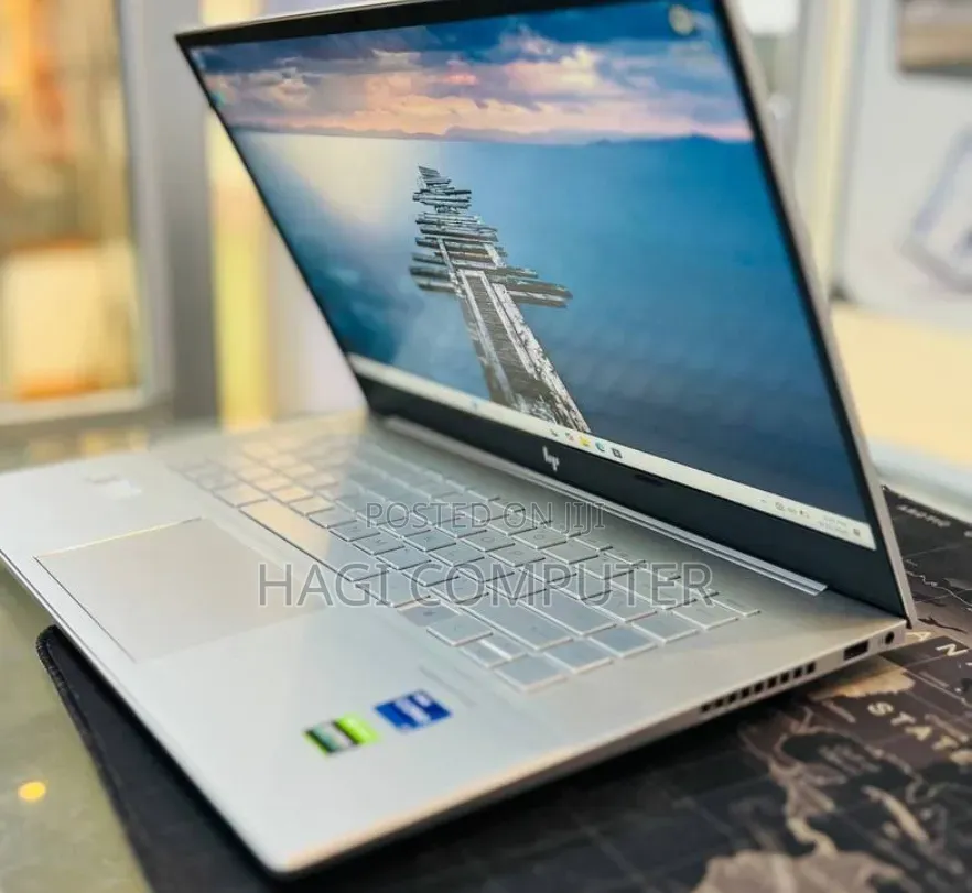 New Laptop HP Envy 15 16GB Intel Core i7 SSD 512GB