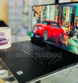 New Laptop Dell XPS 15 16GB Intel Core i7 SSD 512GB