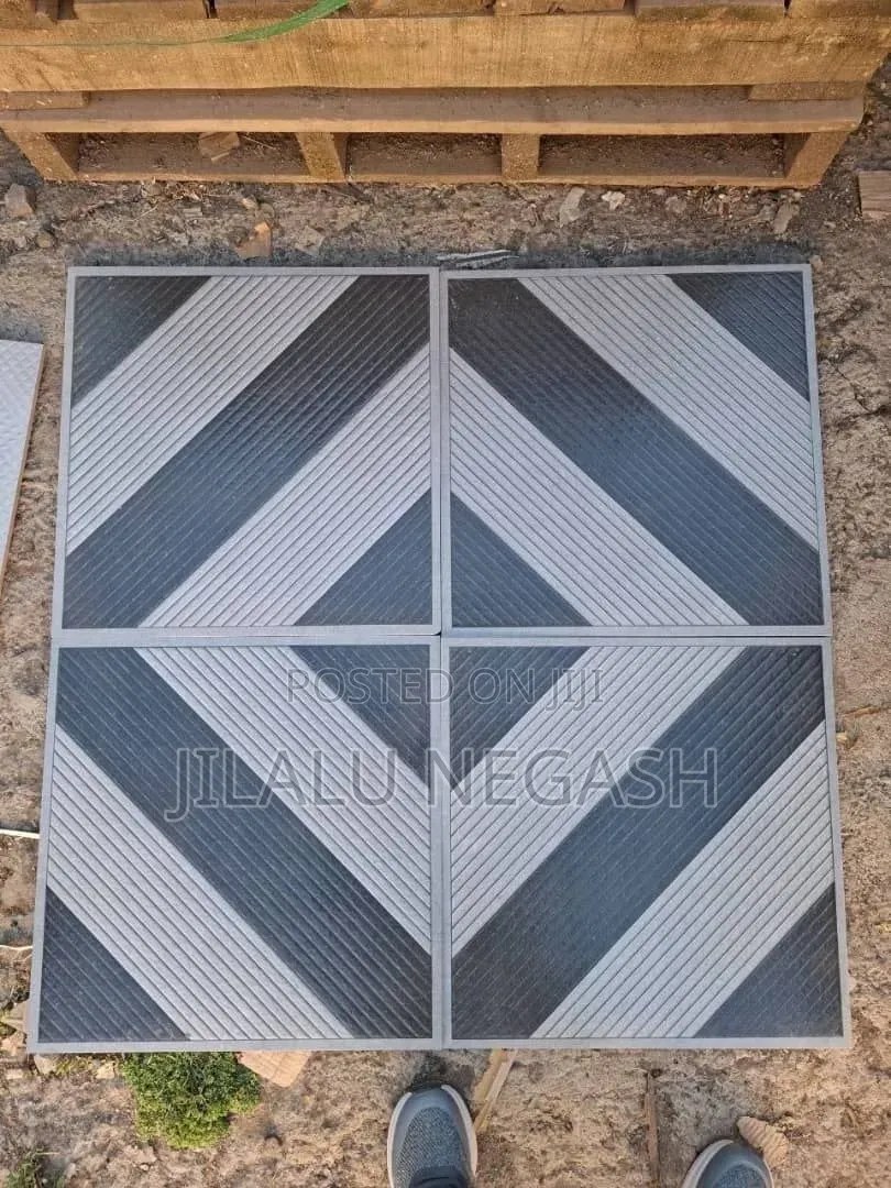 Parking Ceramic