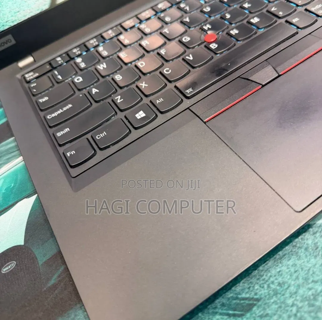 New Laptop Lenovo ThinkPad T490s 8GB Intel Core i5 SSD 256GB