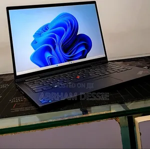 New Laptop Lenovo 16GB Intel Core i7 SSD 512GB