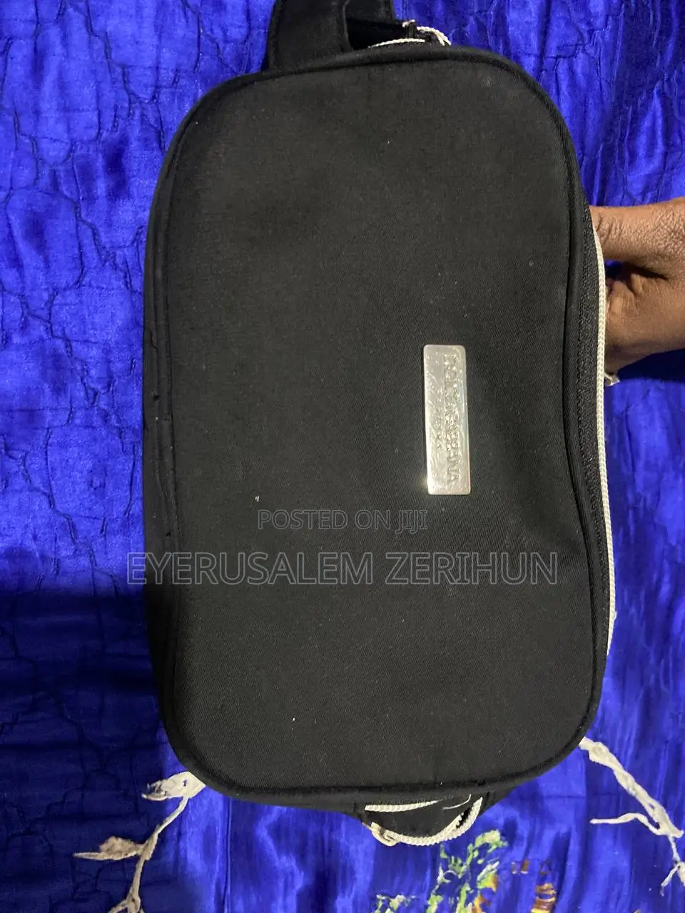 Nice Dolce & Gabbana Black Makeup and Toiletry Bag