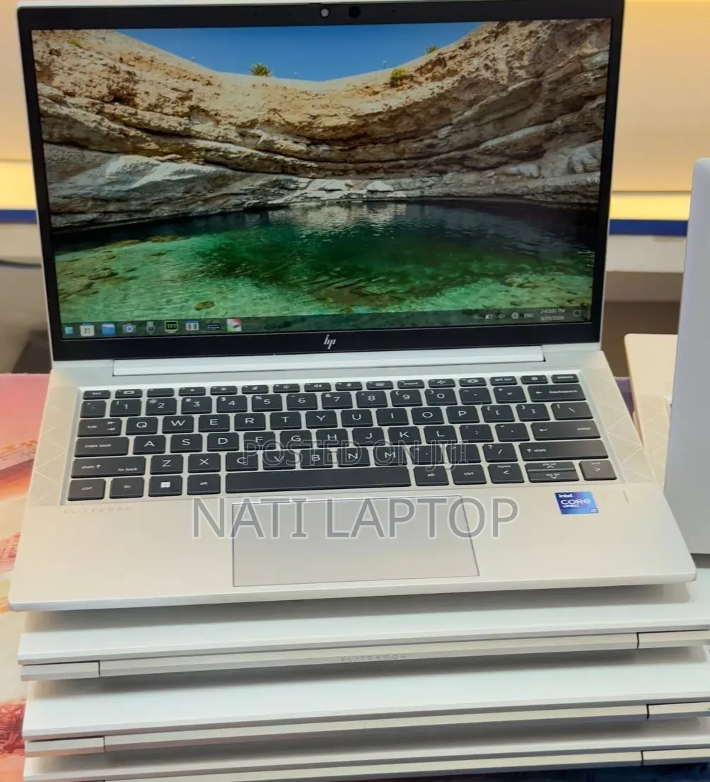 New Laptop HP EliteBook 830 G8 8GB Intel Core i7 SSD 512GB