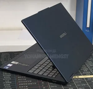 New Laptop Lenovo IdeaPad 520S 32GB Intel Core Ultra 7 SSD 1T