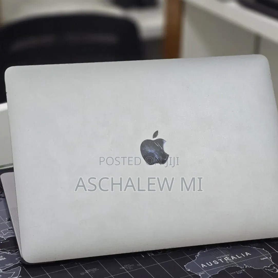 New Laptop Apple MacBook Pro 2020 M1 16GB Apple M1 SSD 512GB